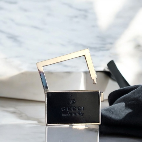 Gucci Vintage Lock Keychain - Picture 6 of 6